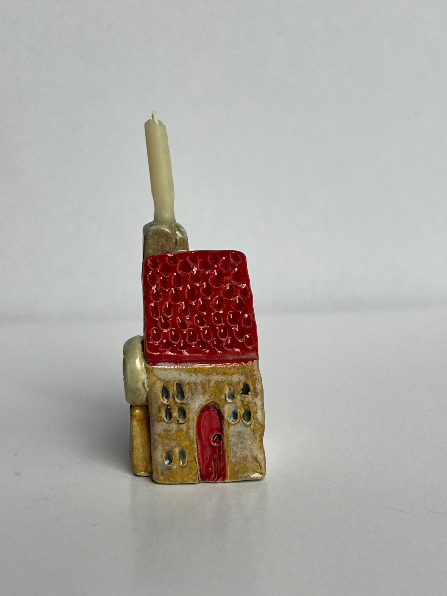 Candle House - Red-Roof Collection